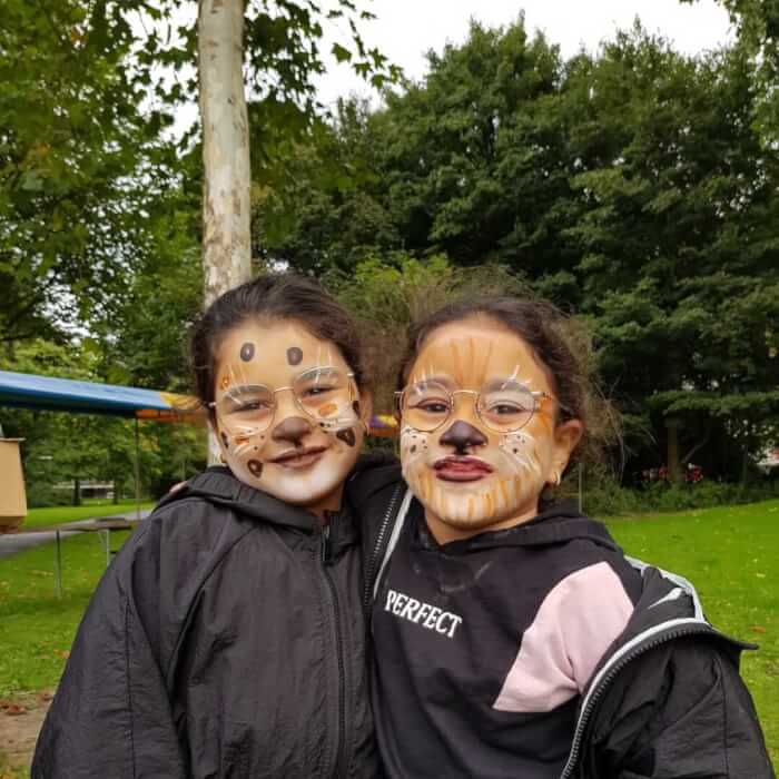 geschminkte meisjes park prinsenhof